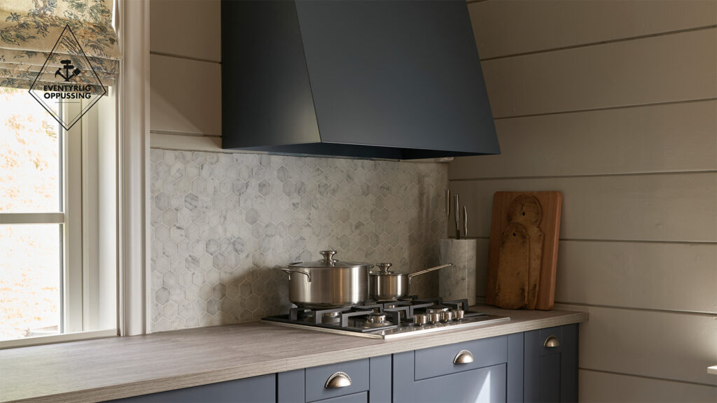 RørosHetta Eventyrlig Oppussing Grue Høy vegghengt kjøkkenhette