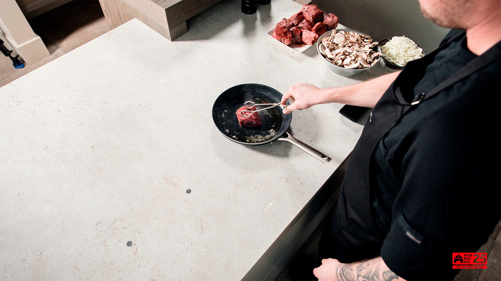 Nærbilde RørosHetta Undercover induksjonsplatetopp